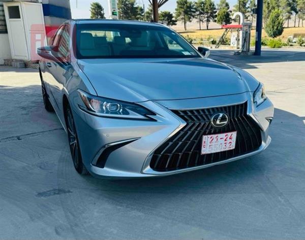 Lexus for sale in Iraq